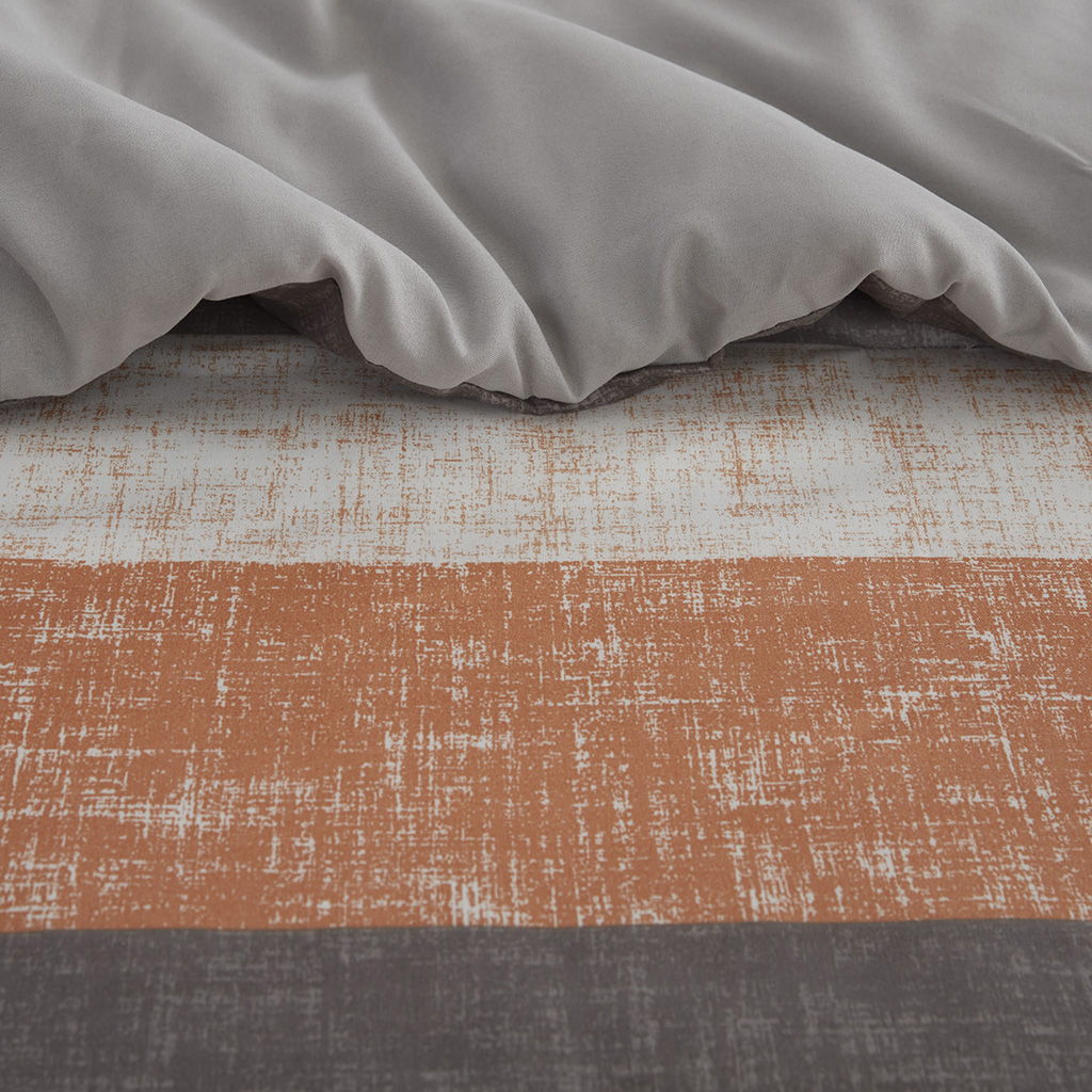 Jaxon - 7 Piece King Stripe Comforter Set With Bed Sheets - Coral / Gray