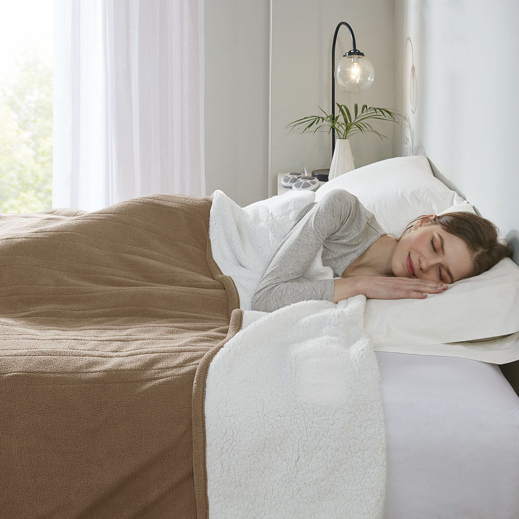 Fleece to Sherpa - Queen Heated Blanket - Brown