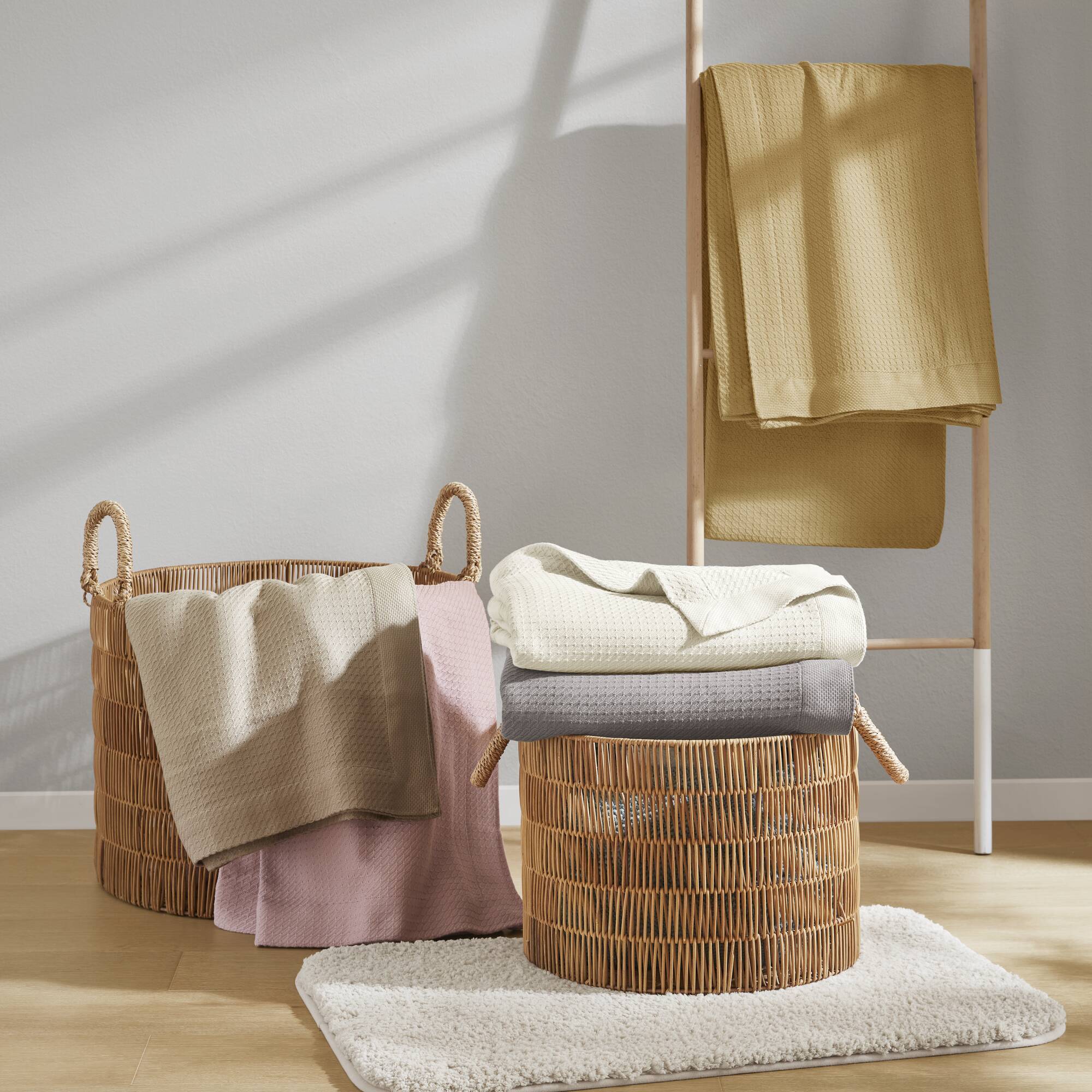 Egyptian Cotton - Twin Blanket - Rose