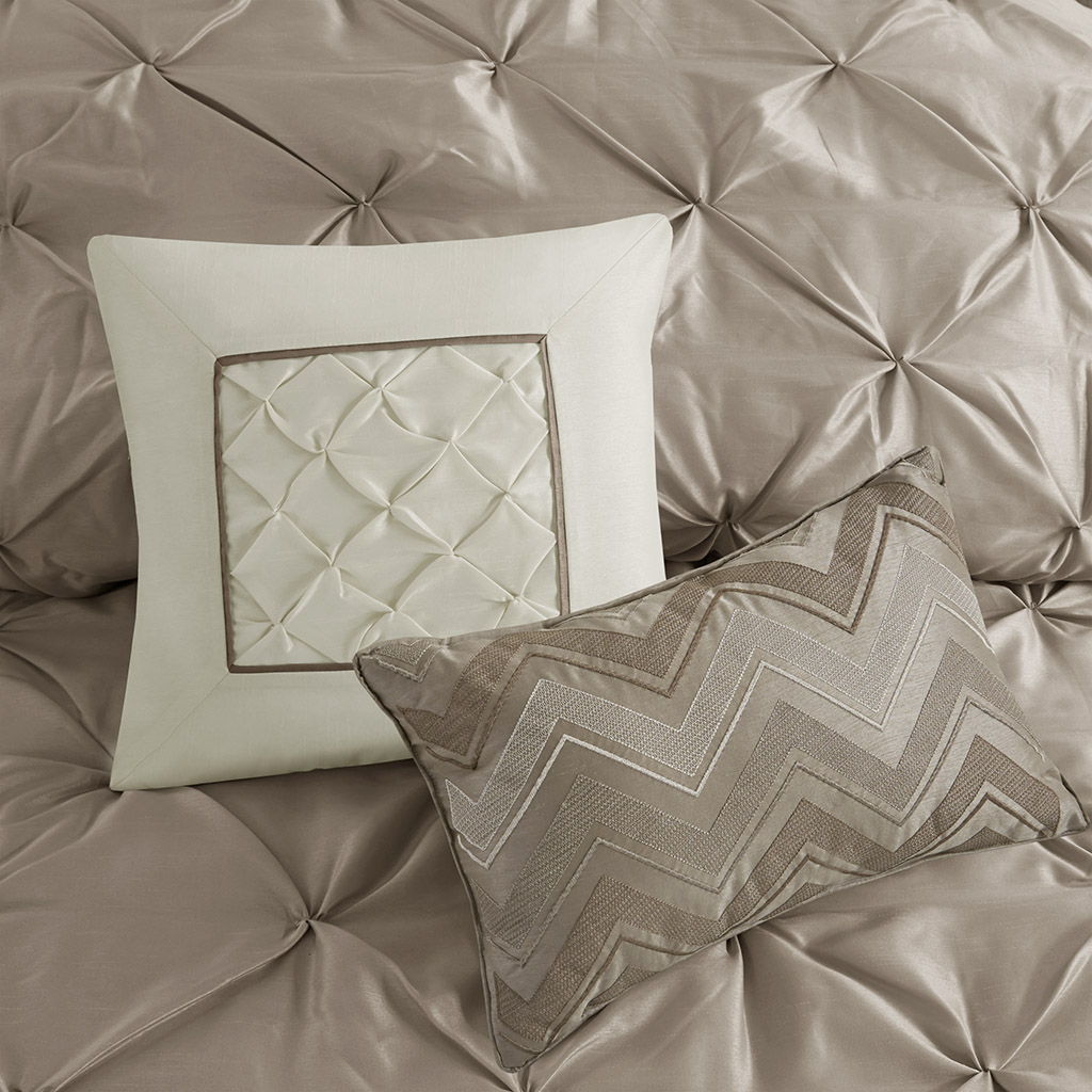 Laurel - Queen 7 Piece Tufted Comforter Set - Taupe