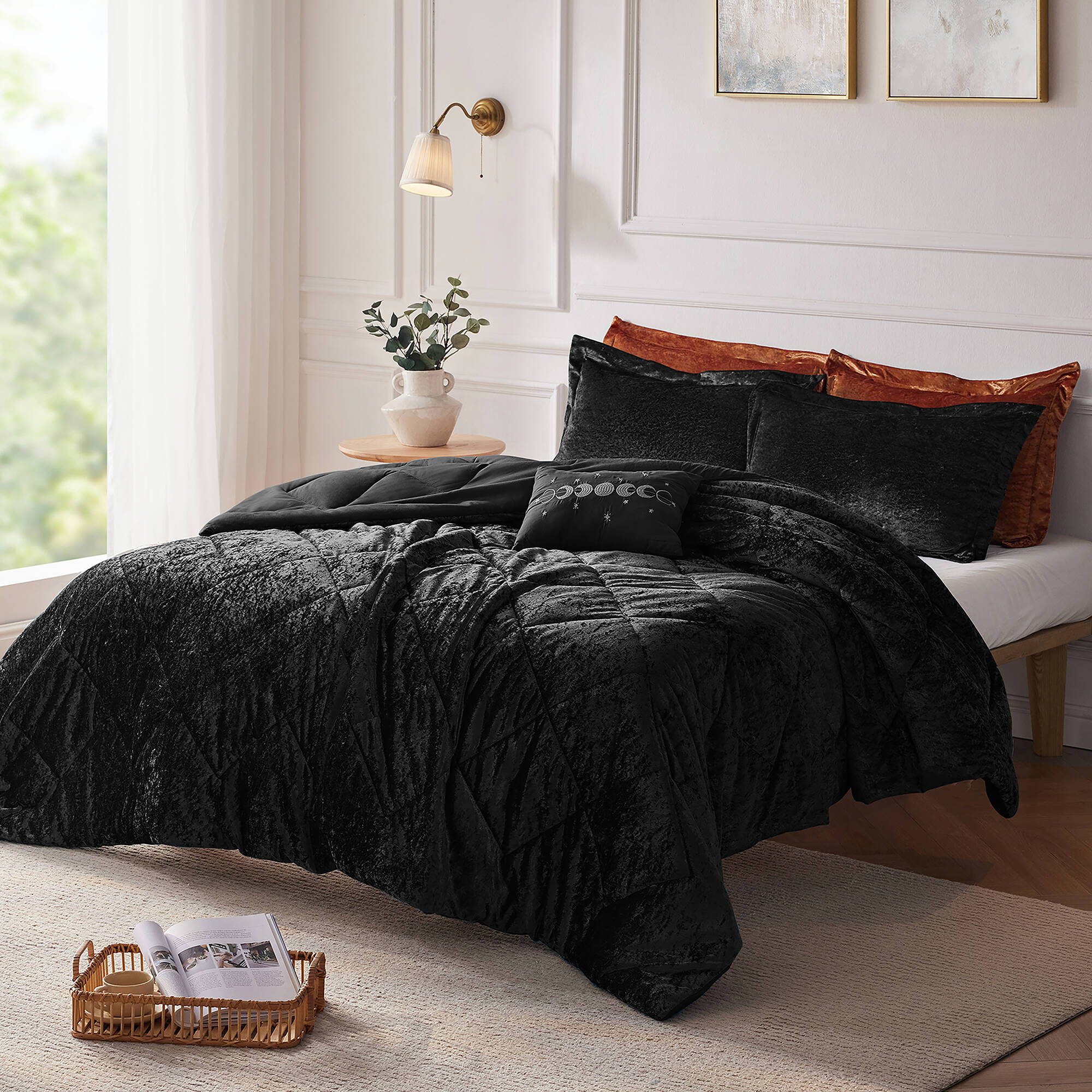 Felicia - Comforter Set - Black