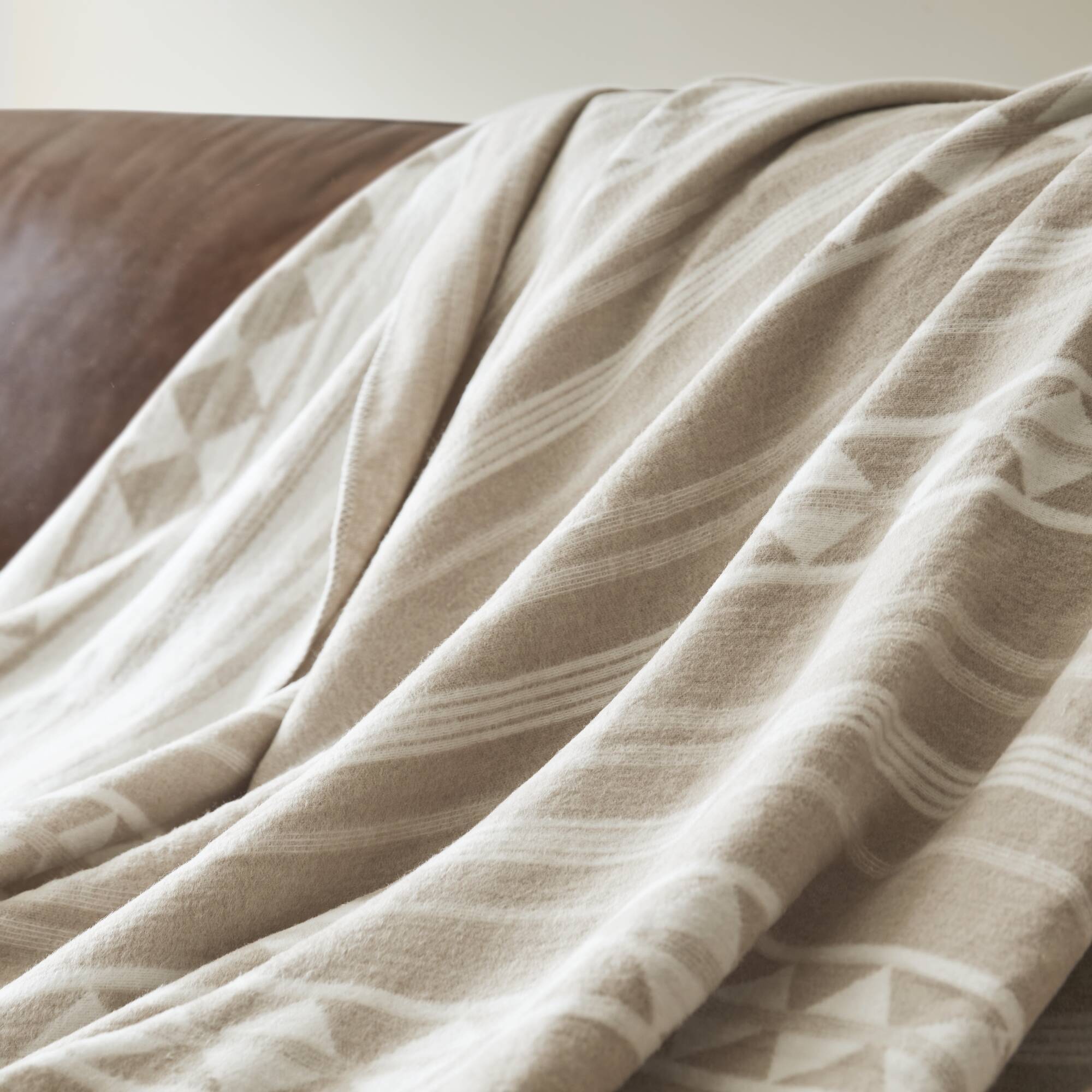 Alberta - Twin Cotton Blend Blanket - Ivory Stripe