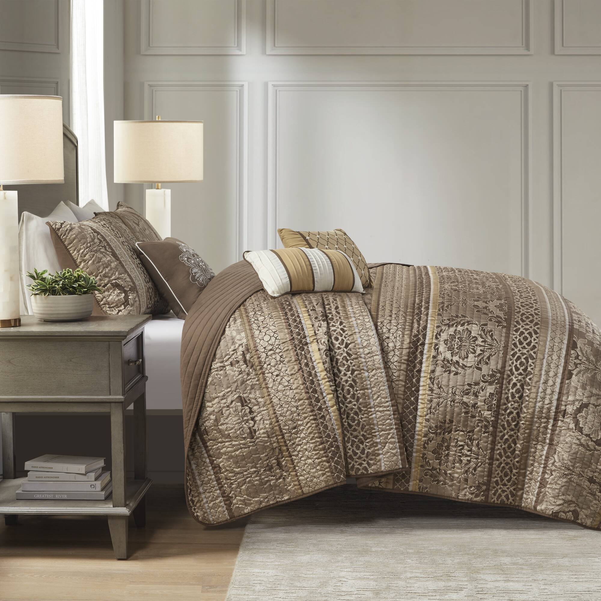 Bellagio - King 6 Piece Reversible Coverlet Set - Brown / Gold