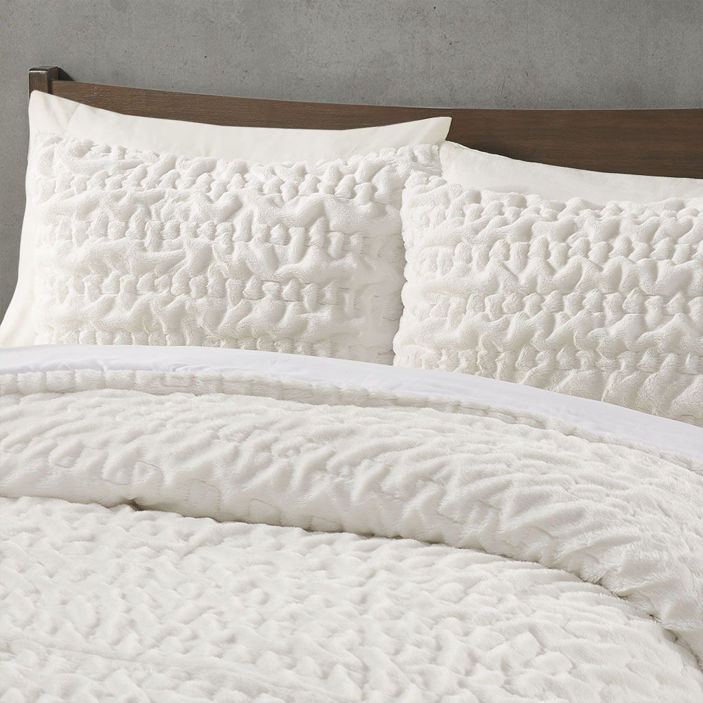 Blair - Ruched Fur Down Alternative Comforter Set - Ivory