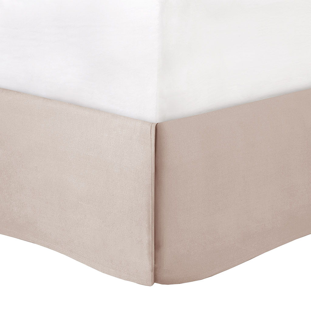 Laurel - King 7 Piece Tufted Comforter Set - Blush