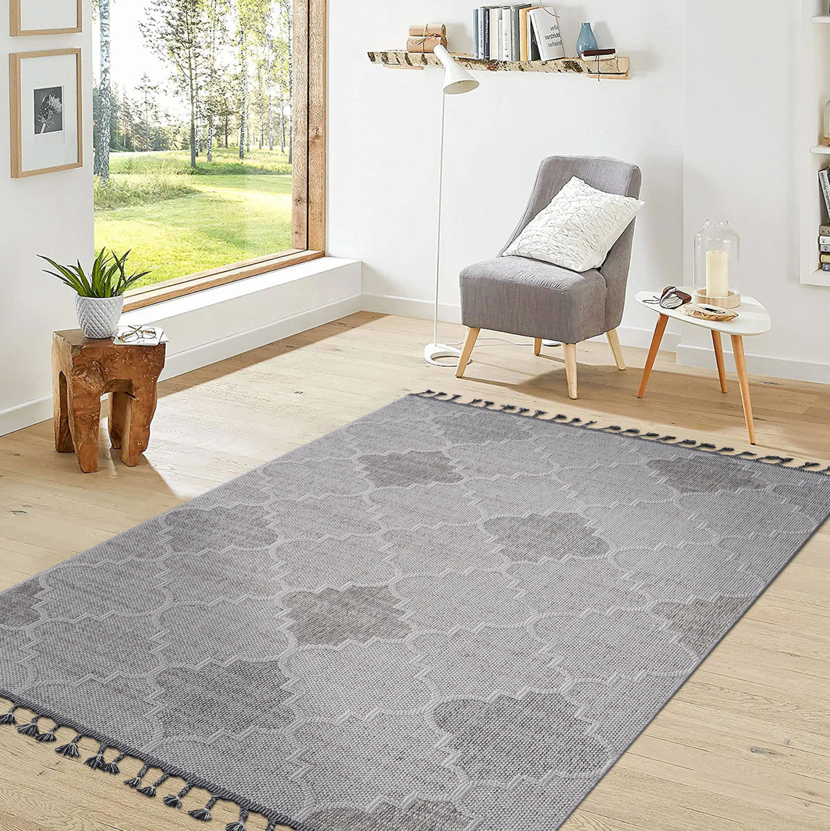 Guros - 8' X 10' Trellis Indoor / Outdoor Area Rug - White / Gray