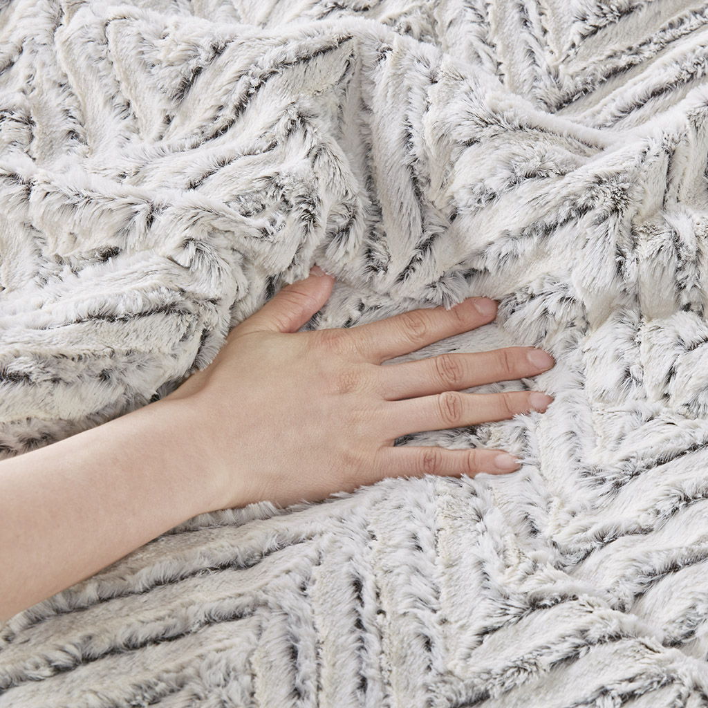 Adelyn - King Ultra Down Alternative Comforter Set - Ivory