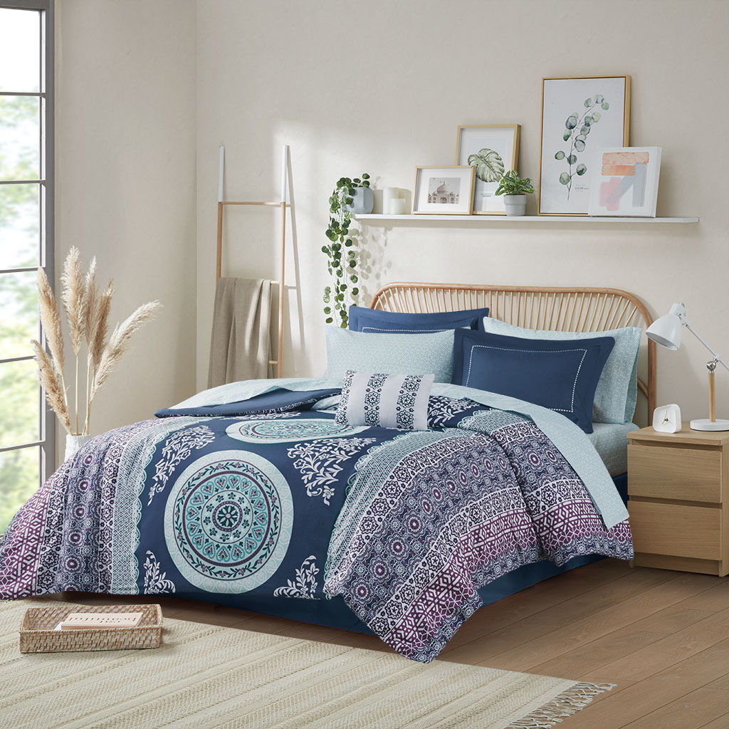 Loretta - Comforter And Sheet Set - Navy