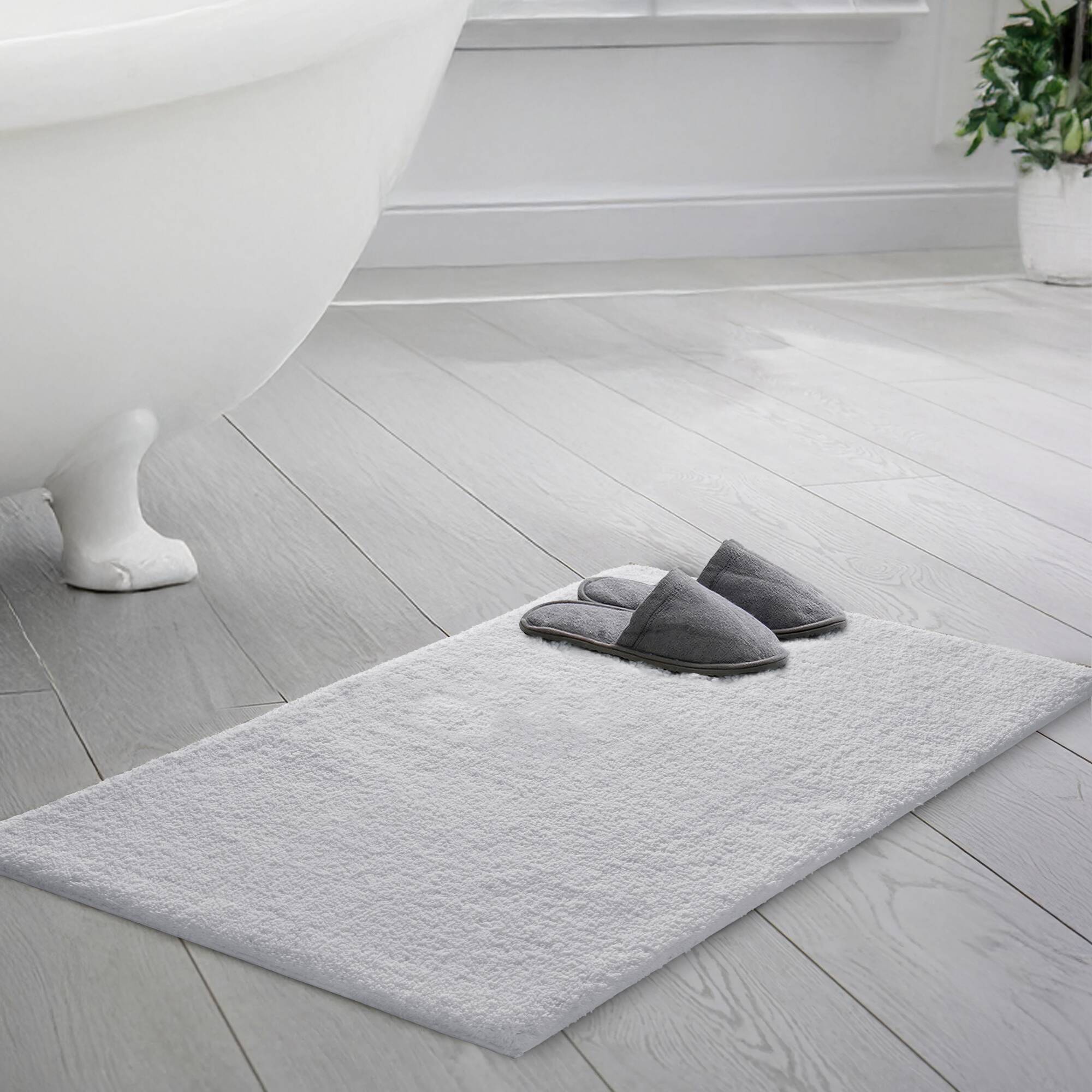 Marshmallow - 24" x 40" Bath Rug - Pearl Silver