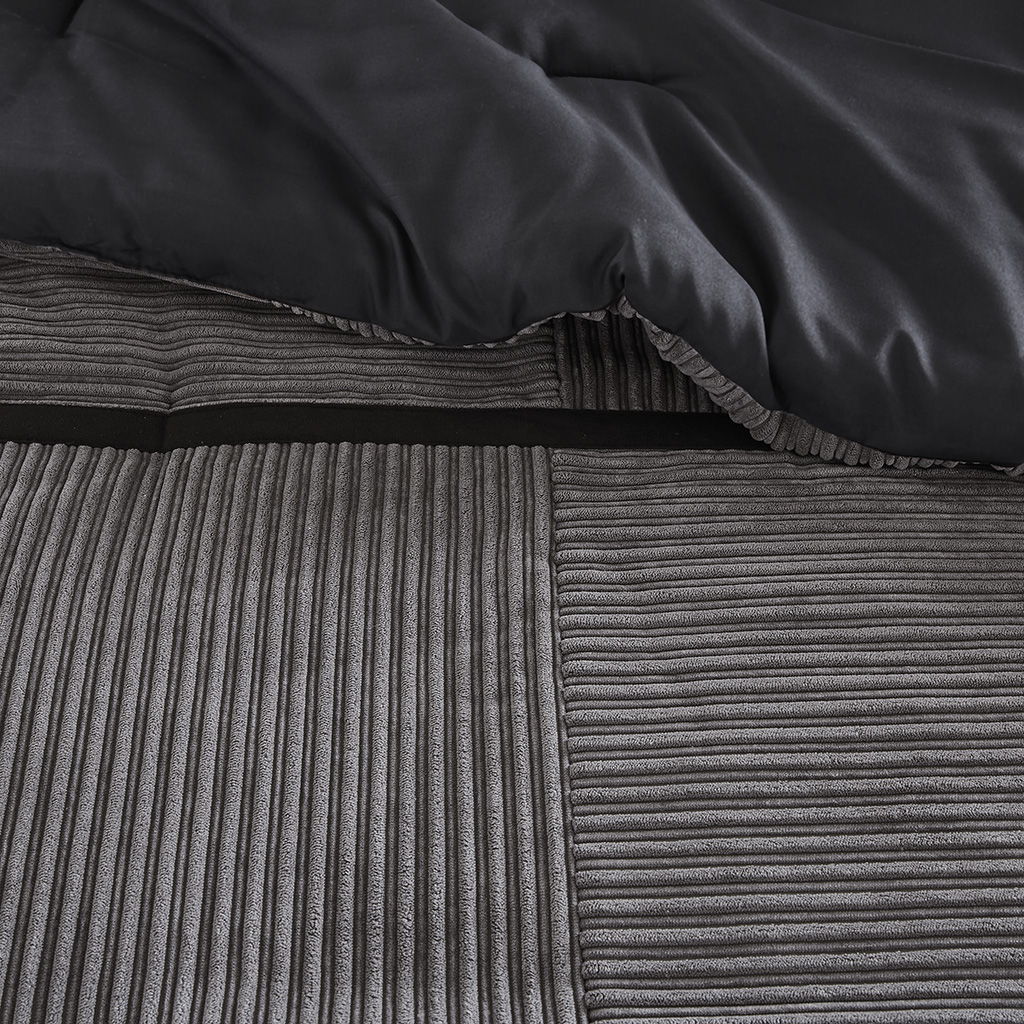 Dallas - 7 Piece Queen Comforter Set - Gray
