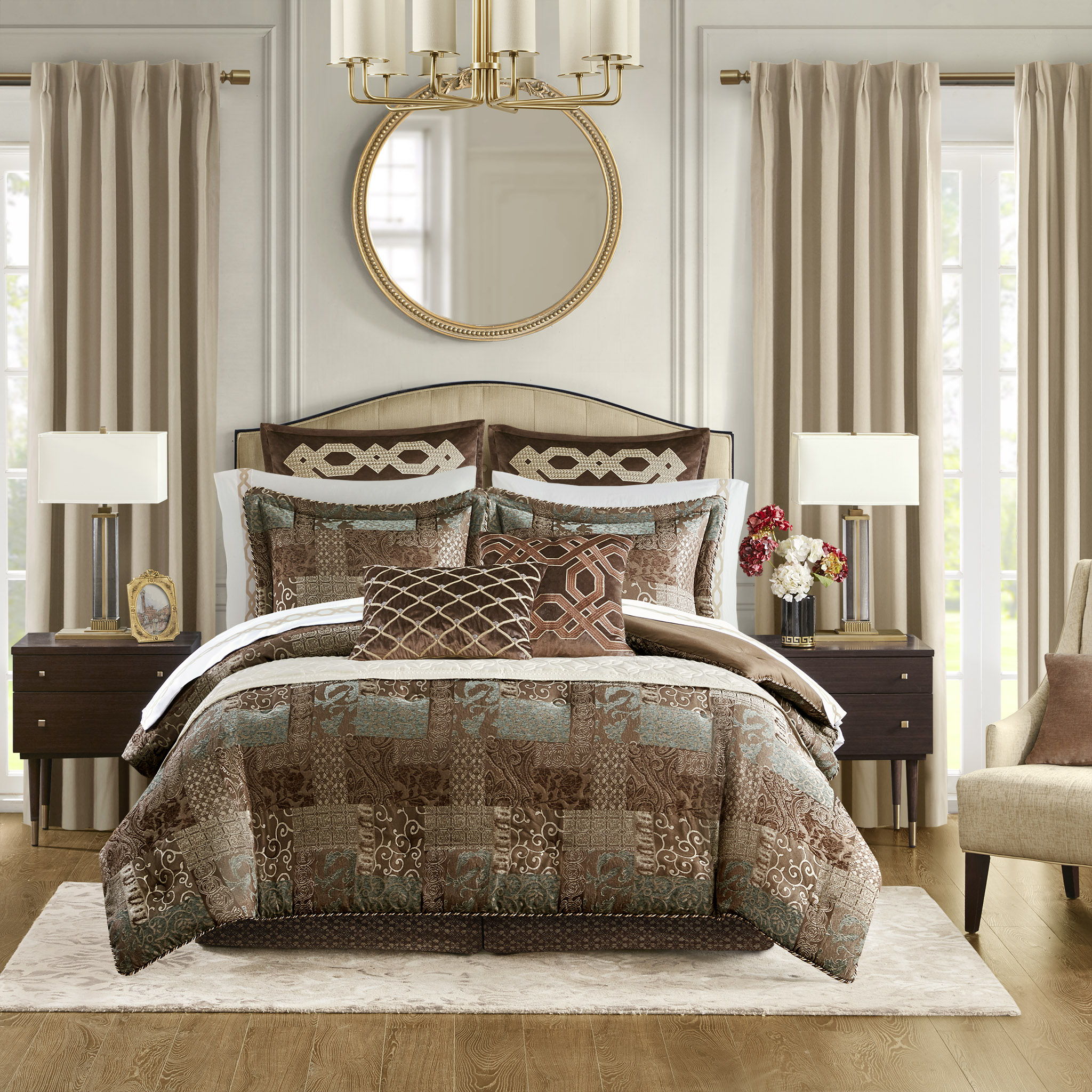 Galleria - 4 Piece California King Comforter Set - Brown