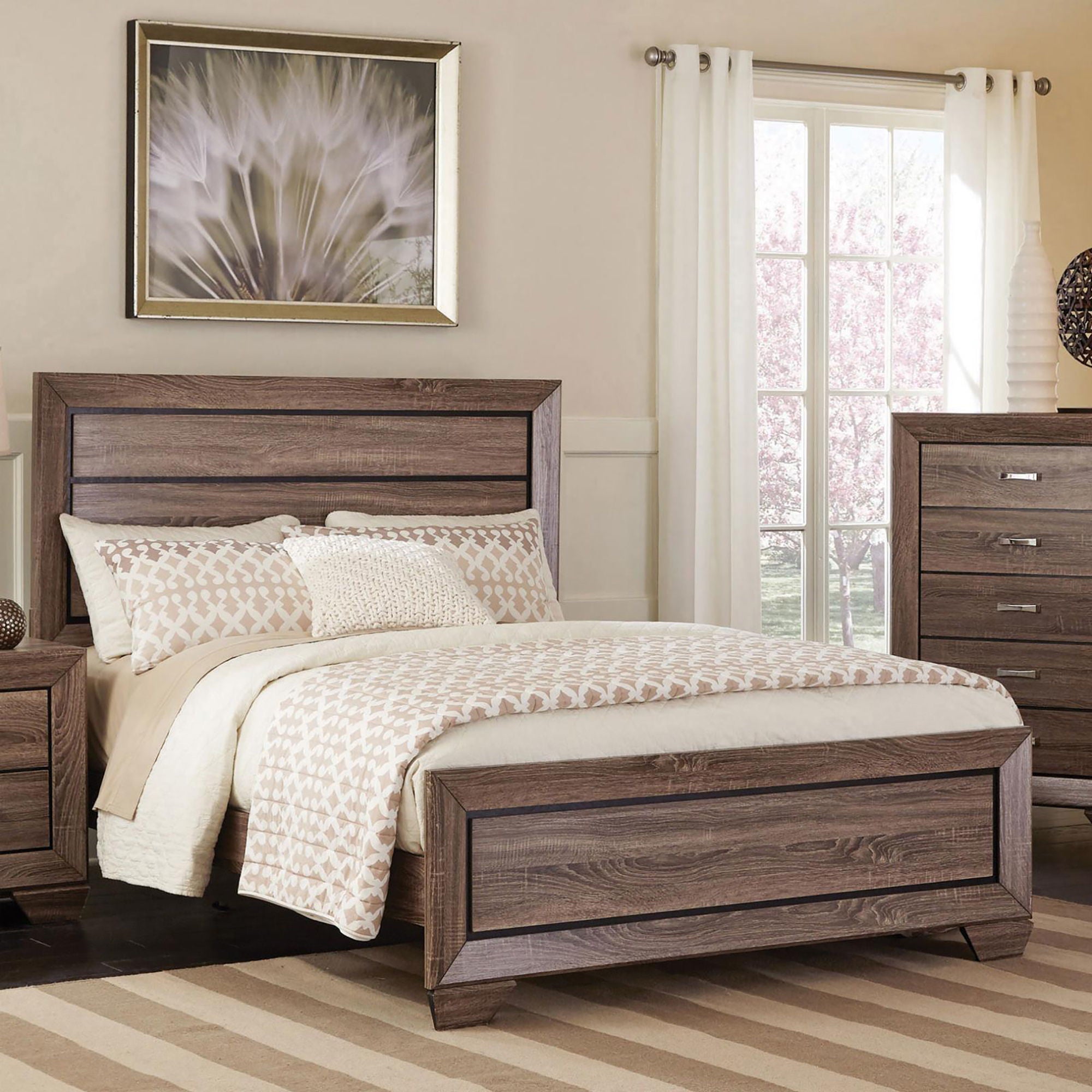 Oatfield - Queen Panel Bed - Brown