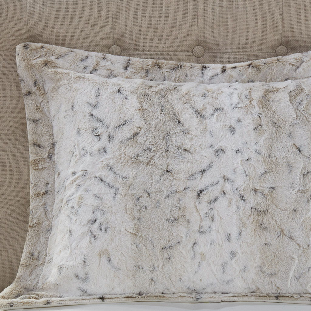 Zuri - Comforter (Set of 4) - Snow Leopard