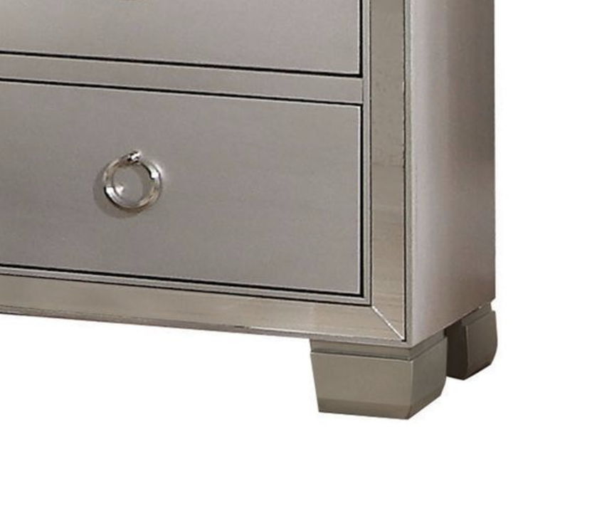 Voeville II - Nightstand - Silver